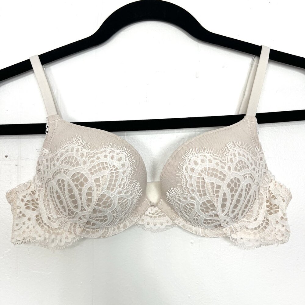 - Victoria’s Secret Padded Push‑Up Bra in White – Size 34A, Excellent Condition